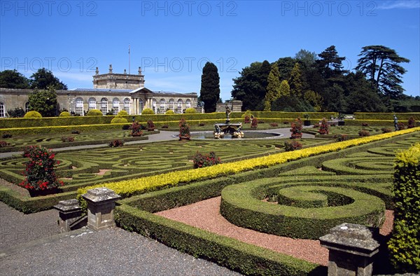 ENGLAND, Oxfordshire, Woodstock, Blenheim Palace. Italian garden.