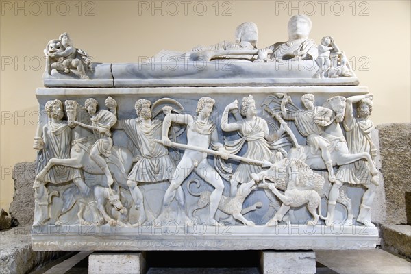 ITALY, Lazio, Rome, Capitoline Museum Palazzo Dei Conservatore A marble sarcophagus depicting the story of the heroine Atalanta at a boar hunt the only woman among the argonauts she is considered a feminist icon