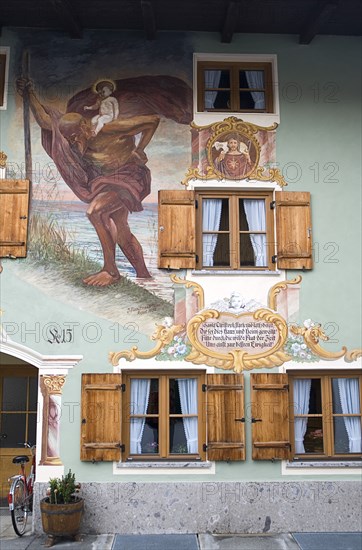 GERMANY, Bavaria, Mittenwald, Luftmalerei Frescoes on the town’s walls.
