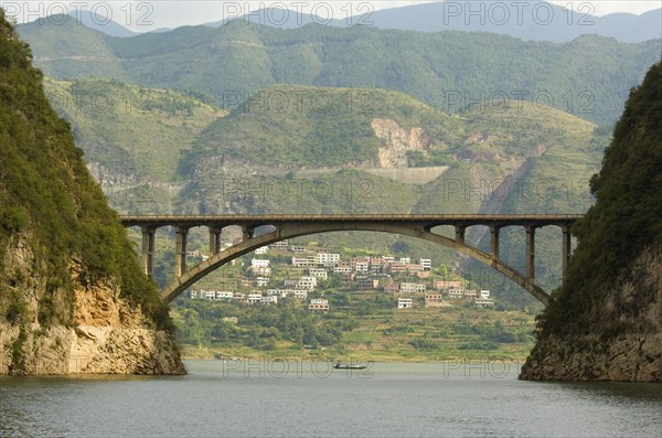 CHINA, Chongqing, Wushan, Bridge over the Daning River with Wushan in background