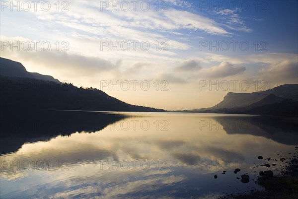 20093581 IRELAND Leitrim Glencar Lake Glencar Lake in Leitrim with Sligos Ben Bulben Mountain behind