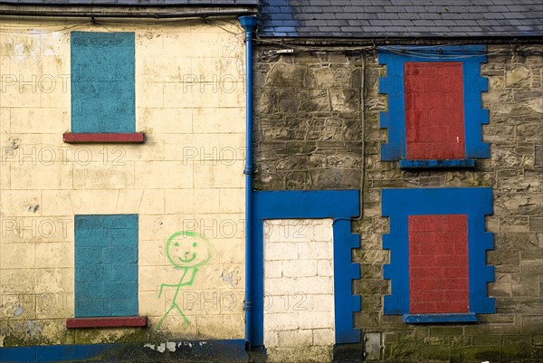 20093595 IRELAND Sligo Sligo Urban decay. Derelict abandoned house in centre of Sligo