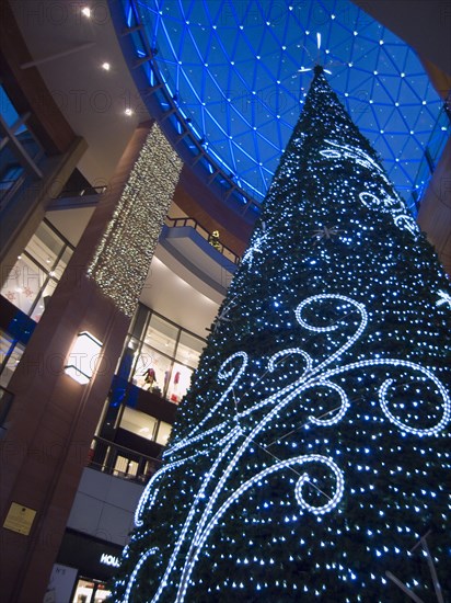 IRELAND, North, Belfast, Victoria Square shopping centre decorated for Christmas.