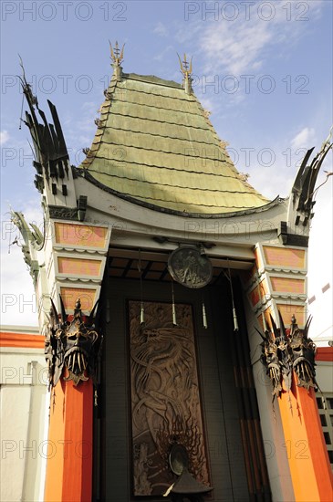 USA, California, Los Angeles, "Mann's Chinese Theatre, Hollywood. Grauman"