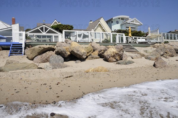 USA, California, Los Angeles, "Beachfront houses, Malibu Colony, Malibu"