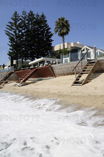 USA, California, Los Angeles, "Beachfront houses, Malibu Colony, Malibu"