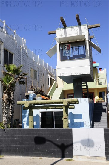 USA, California, Los Angeles, "Modern beach front house, Venice Beach"