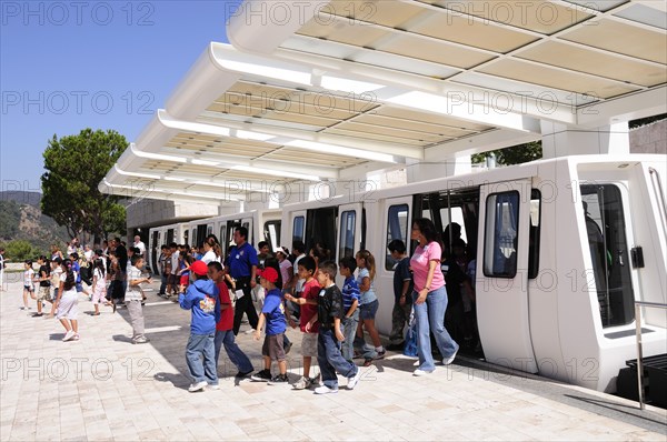 USA, California, Los Angeles, "Getty Centre, Richard Meier architect, tourists getting of train."