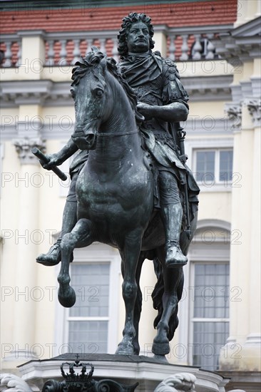 Germany, Berlin, statue of the Great Elector by Andreas Schluter in front of the Charlottenburg Palace.