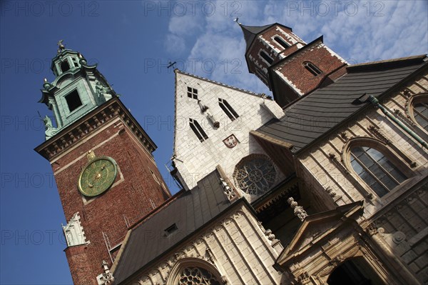 Poland, Krakow, Wawel Cathedral exterior.