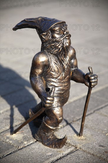 Poland, Wroclaw, diminutive statue of a gnome by Tomasz Moczek.