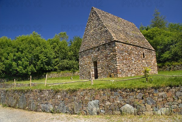 IRELAND, County Wexford, Irish National Heritage Park, Reconstruction of a typical monastic oratory.