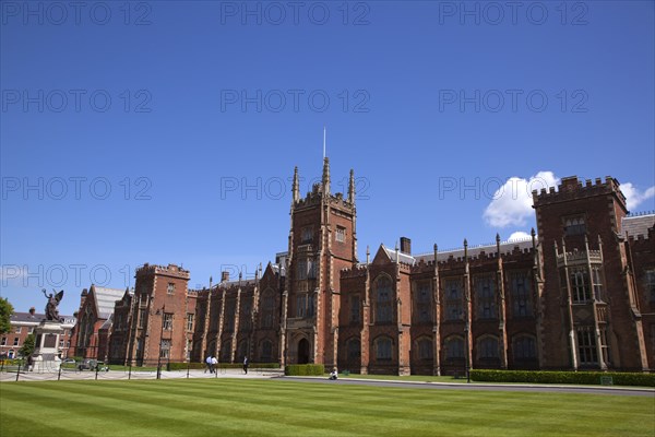 Ireland, Northern, Belfast, Queens Quarter, Queens University main building, designed by architect Charles Lanyon.