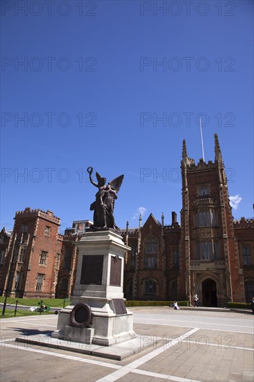 Ireland, Northern, Belfast, Queens Quarter, Queens University main building, designed by architect Charles Lanyon.