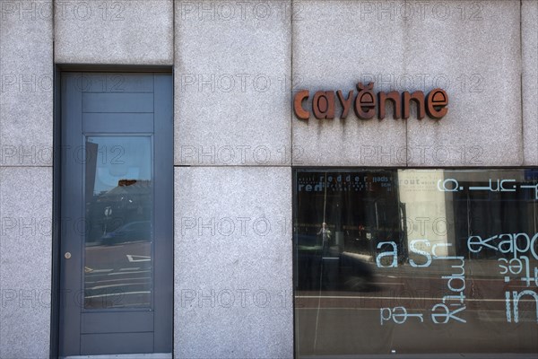 Ireland, North, Belfast, Shaftesbury Square, exterior of Cayenne restaurant owned by celebrity chef Paul Rankin.