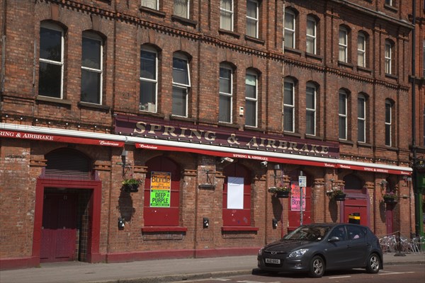 Ireland, North, Belfast, Ormeau Avenue, Spring and Airbrake Live Music Venue.