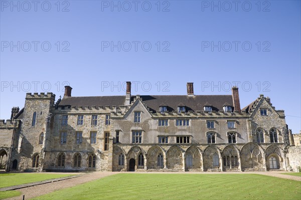 Battle, East Sussex, England. Abbots Great Hall and Library next to the Abbey. England English UK United Kingdom GB Great Britain Europe European East Sussex County Battle Town Abbey Abbot Abotts Great Hall Library Architecture Old Facade Exterior Historical Historic Blue Sky British Isles Destination Destinations Great Britain History Historic Northern Europe Religion Religious United Kingdom