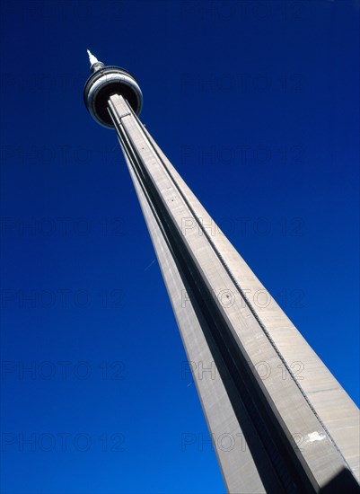 Toronto, Ontario, Canada. The CN Tower. 553.33 metre high concrete communications tower with vistor viewing platforms and revolving restaurant. Canadian National Meter American Blue Gray Holidaymakers North America Northern Tourism Tourist