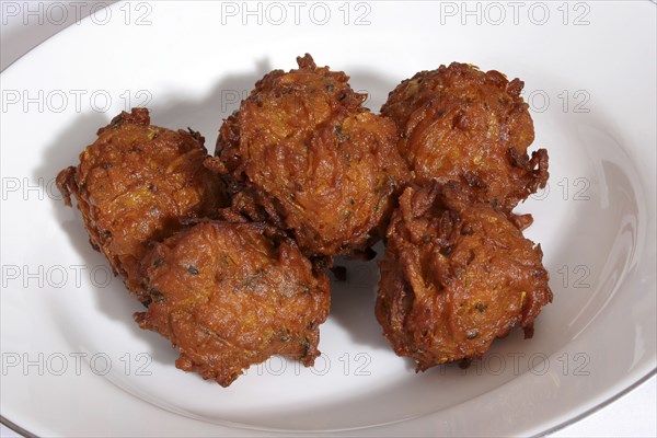 Food, Cooked, Indian, Large onion bhajis.