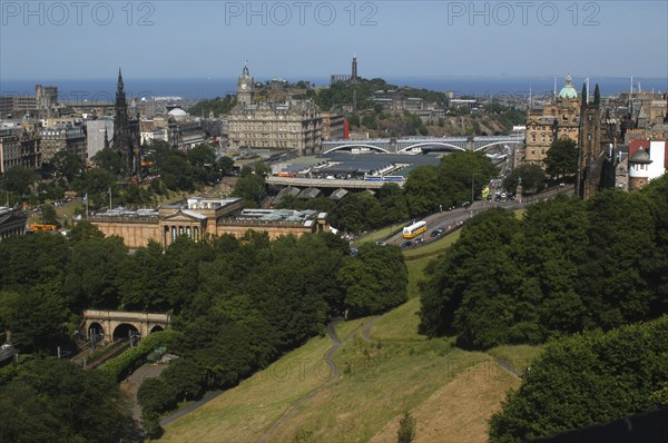 Scotland, Lothian, Edinburgh, View over the National Gallery and Railway station toward Carlton Hill