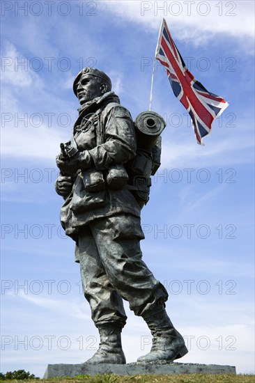 Royal Marines Museum on Southsea Seafront with bronze sculpture titled Yomper by Philip Jackson modelled on a photograph of Corporal Peter Robinson yomping to Sapper Hill during the Falklands War. Photo: Paul Seheult