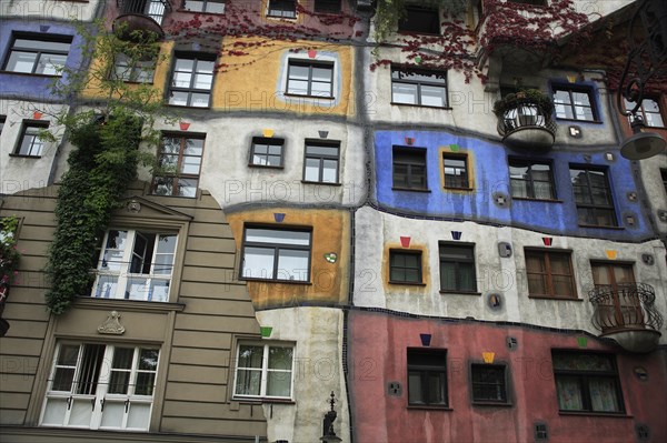 The Hundertwasser-Krawinahaus part view of exterior facade of apartment building. Photo : Bennett Dean