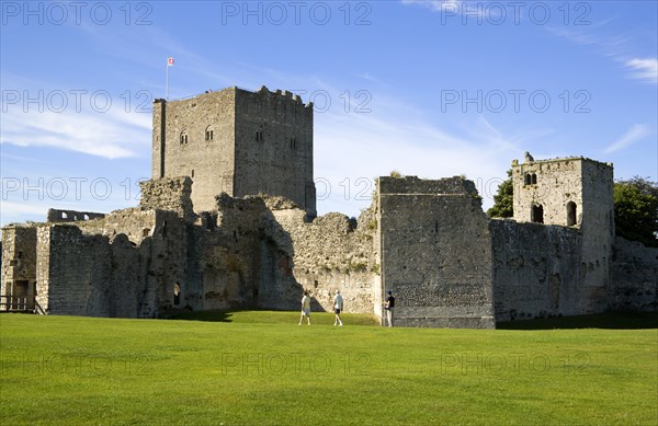 Portchester Castle showing the 12th Century Tower and 14th Century Keep built within the Roman 3rd Century Saxon Shore Fort. Photo : Paul Seheult