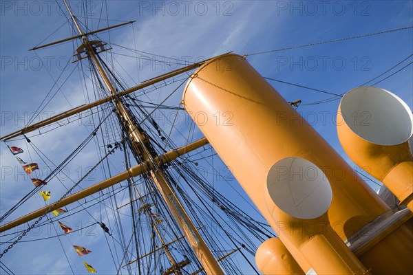Historic Naval Dockyard Funnels masts and rigging of HMS Warrior built in 1860 as the first iron hulled sail and steam powered warship. Photo: Paul Seheult