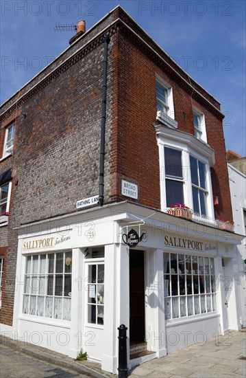 The Sallyport Tea Rooms on the corner of Bathing Lane and Broad Street on Spice Island in Old Portsmouth. Photo : Paul Seheult