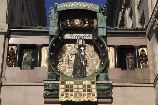 The Anker Clock at Hoher Market. Photo : Bennett Dean