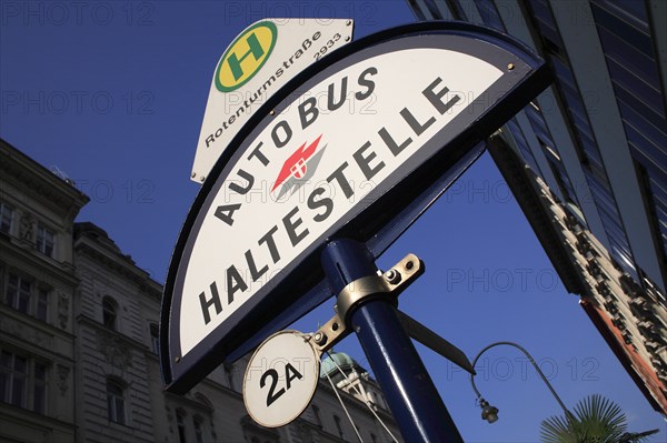 Rotenturm Strasse bus stop. Photo : Bennett Dean