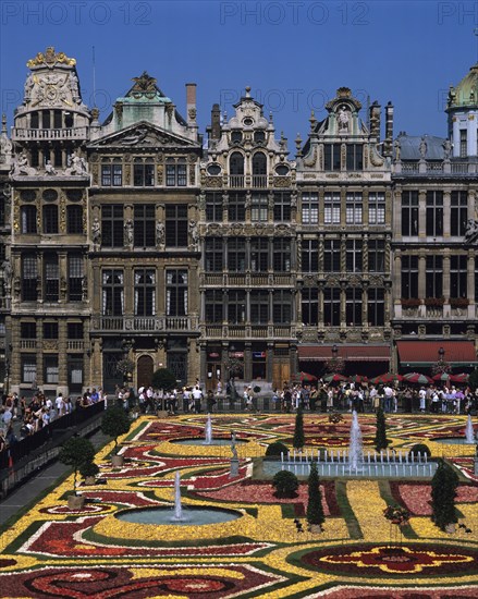 The Grand Palace Flower Display. Photo : Adina Tovy - Amsel