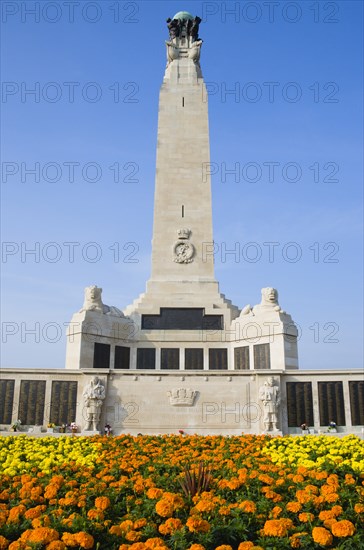 World War One Naval Memorial obelisk on Southsea seafront designed by Sir Robert Lorimer with sculpture by Henry Poole and the World War Two memorial in the foreground with sculpture by Sir Charles Wheeler. Photo : Paul Seheult