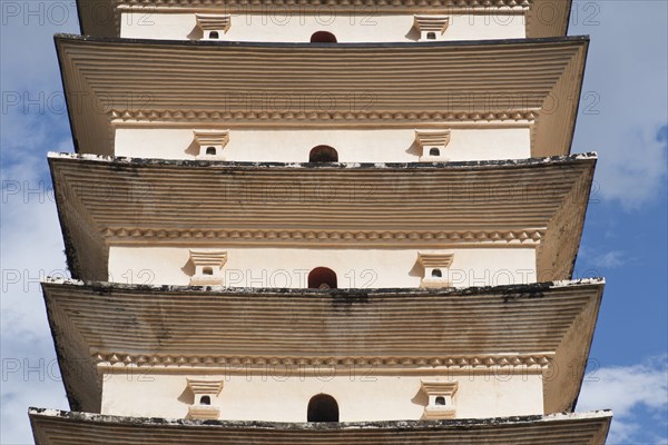 San Ta Si Qianxun Pagoda one of the three pagodas. Photo : Mel Longhurst