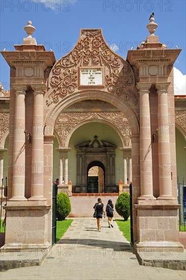 Mexico, Bajio, Zcatecas, Entrance to the monastery of Guadalupe museum. 
Photo : Nick Bonetti