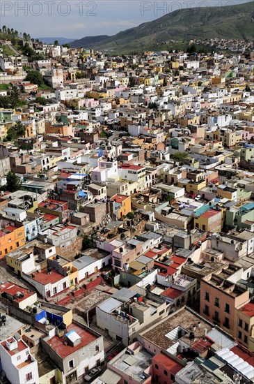 Mexico, Bajio, Zacatecas, View over the city rooftops from cable car. 
Photo : Nick Bonetti