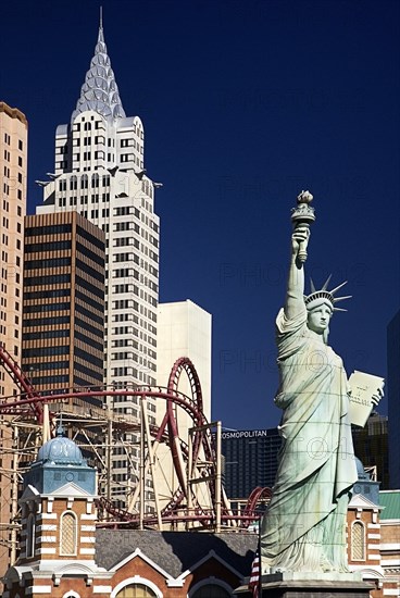 USA, Nevada, Las Vegas, The Strip New York New York hotel and casino exterior. 
Photo : Hugh Rooney
