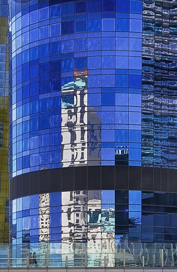 USA, Nevada, Las Vegas, The Strip buildings reflected on the exterior of the Aria resort hotel. 
Photo : Hugh Rooney