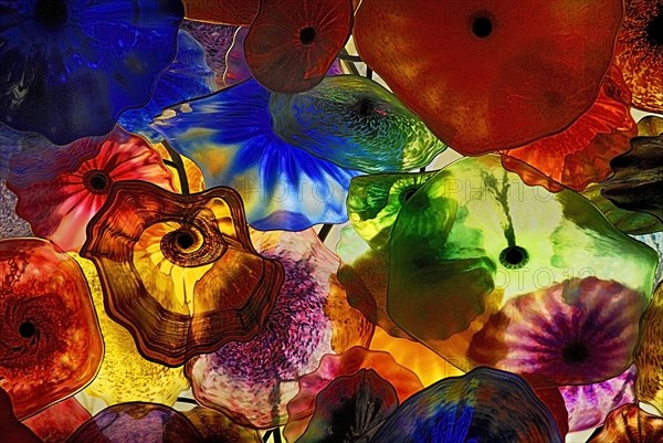 USA, Nevada, Las Vegas, The Strip colourful galss ceiling artwork in the foyer of the Bellagio hotel and casino. 
Photo : Hugh Rooney