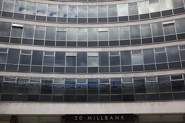 England, London, Westminster.Pimlico Exterior of Millbank Tower offices formerly Vickers Tower often used by major political parties due to its proximity to the Houses of Parliament along the river Thames. 
Photo : Stephen Rafferty