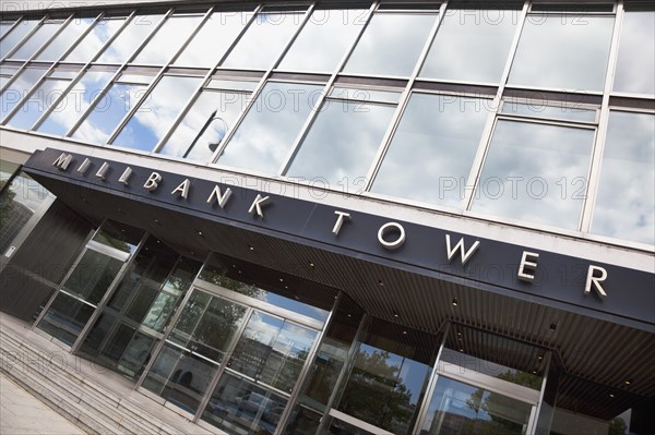 England, London, Westminster.Pimlico Angled view of exterior of Millbank Tower offices formerly Vickers Tower often used by major political parties due to its proximity to the Houses of Parliament along the river Thames. 
Photo : Stephen Rafferty