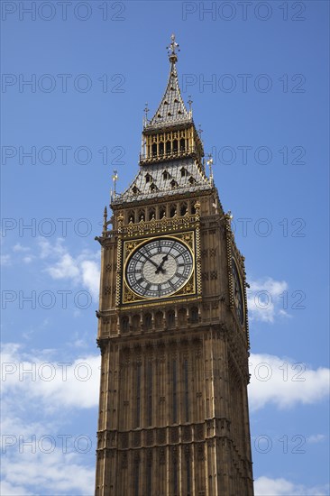 England, London, Westminster Houses of Parliament Clock Tower better known as Big Ben. 
Photo : Stephen Rafferty