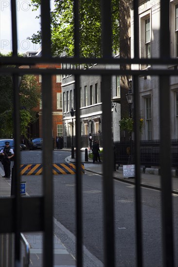 England, London, Westminster Whitehall Downing Street Security gates and armed police guards. 
Photo : Stephen Rafferty