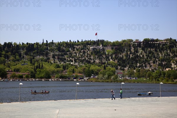 Turkey, Istanbul, Golden Horn view across water from the Halic conference centre. 
Photo : Stephen Rafferty