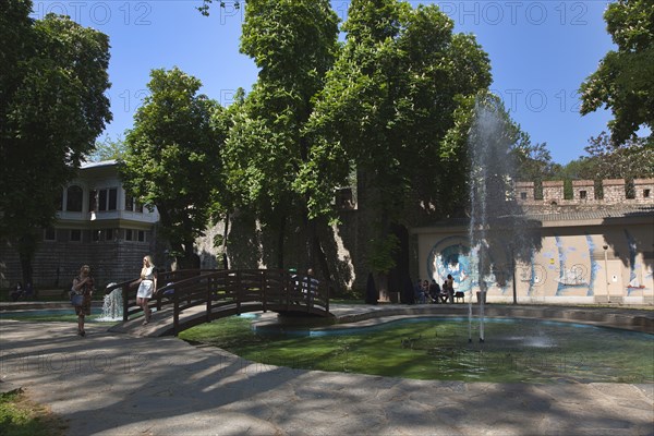 Turkey, Istanbul, Sultanahmet Topkapi Palace Gardens. 
Photo : Stephen Rafferty