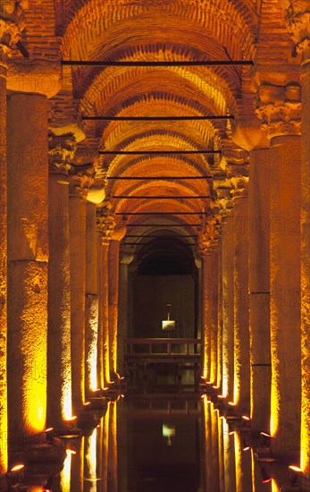 Turkey, Istanbul, Sultanahmet Yerebatan Sarnici Basilica Cistern. 
Photo : Stephen Rafferty