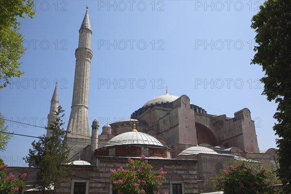 Turkey, Istanbul, Sultanahmet Ayasofya Muzesi Hagia Sofia Museum. 
Photo : Stephen Rafferty