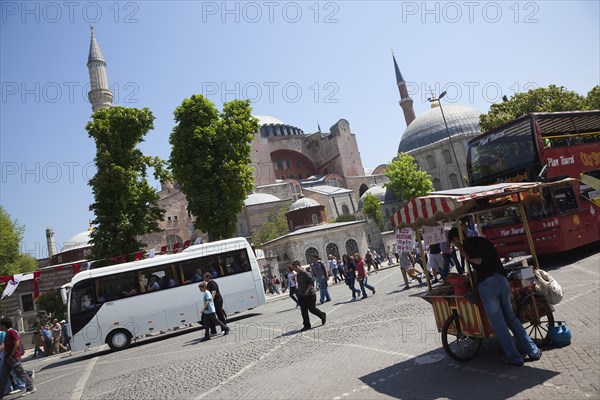 Turkey, Istanbul, Sultanahmet Ayasofya Muzesi Hagia Sofia Museum. 
Photo : Stephen Rafferty