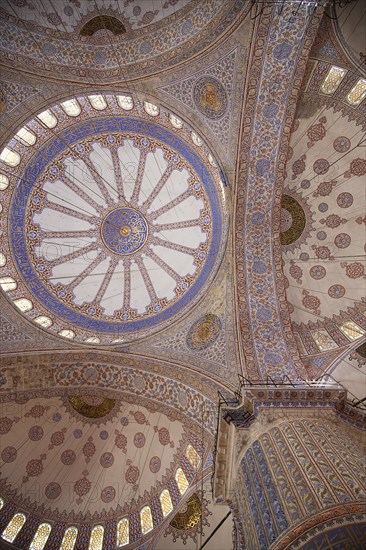 Turkey, Istanbul, Sultanahmet Camii Blue Mosque interior detail of the domed ceiling. 
Photo : Stephen Rafferty