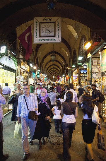 Turkey, Istanbul, Eminonu Misir Carsisi Spice Market interior. 
Photo : Stephen Rafferty